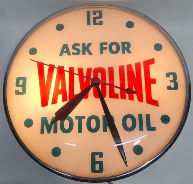 VALVOLINE MOTOR OIL BACKLIT CLOCK - AuctionsOntario.ca